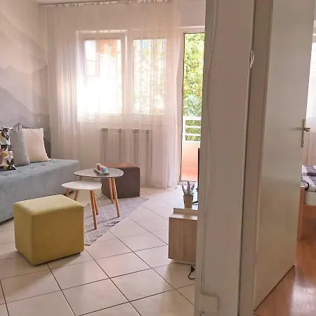 Trio Bohemian City Center Apartament *